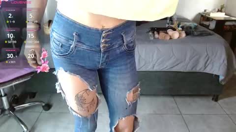 MIA  online show from September 28, 2:48 pm