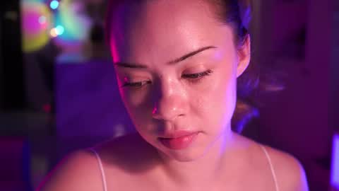 VixenMia online show from February 25, 4:05 am