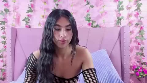 Snapshot of miaa_davis_ chatting on October 9, 3:45 am miaa_davis_ online show from October 9, 3:45 am