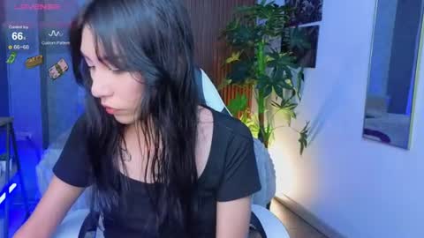 miaa_lee777 online show from July 1, 8:06 pm