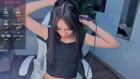 miaa_lee777 online show from June 16, 9:19 pm