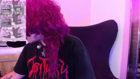 Mia online show from February 17, 3:44 pm