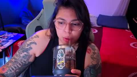 Mia online show from June 14, 2:57 am