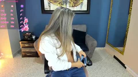 MiaCarper online show from February 17, 1:36 am