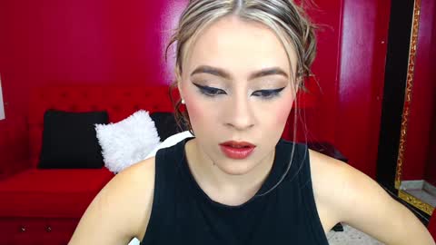 MiaCarper online show from January 7, 8:52 pm