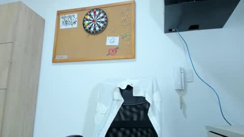 IG Yojanagomez  online show from March 7, 6:00 pm