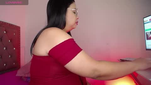 mia online show from March 27, 3:01 am