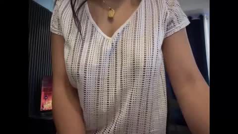 miafunny5 online show from March 7, 10:21 pm