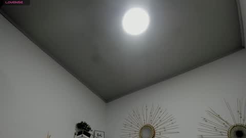 Snapshot of miah_bigboobs chatting on October 2, 11:20 am Miah Collins online show from October 2, 11:20 am