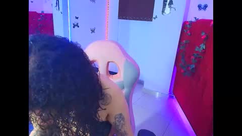 MIA VELEZ online show from September 13, 2:25 am