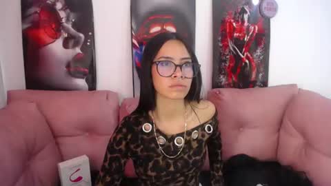 miahotcs online show from June 11, 7:56 pm