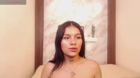 Snapshot of mialux5 chatting on October 3, 1:08 pm mialux5 online show from October 3, 1:08 pm