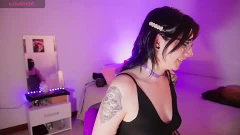 Lili online show from February 3, 2:19 am