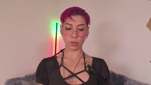 Mia Morgann online show from November 24, 1:21 pm