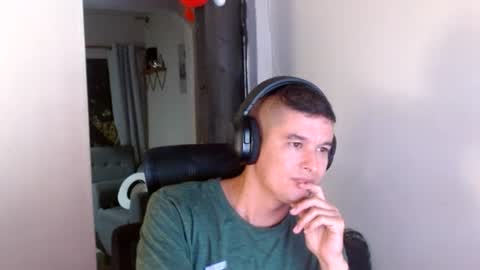 miaou_miaou online show from July 25, 12:19 am