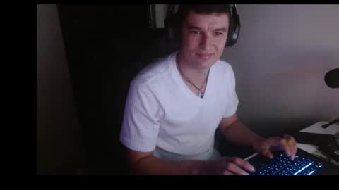 miaou_miaou online show from April 24, 2:35 am