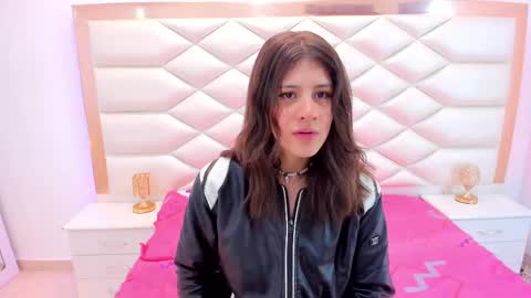 Sweetie Mia online show from February 25, 12:16 pm