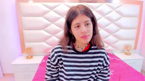 Sweetie Mia online show from March 4, 12:22 pm