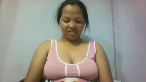 miarii online show from November 24, 3:43 pm