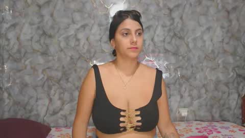 miarouse1531 online show from April 8, 3:31 am