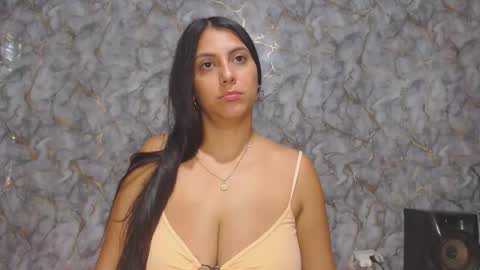 miarouse1531 online show from March 2, 7:15 am