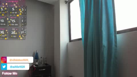 Mia Villalobos online show from December 22, 6:47 pm