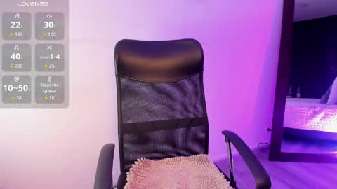 MiaIron online show from June 5, 1:49 pm