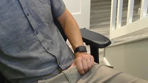 mic6969mic online show from August 4, 1:29 pm