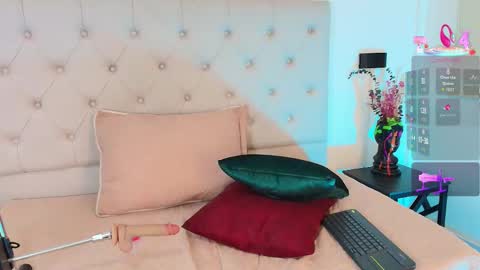 miccamadison online show from March 25, 3:41 pm