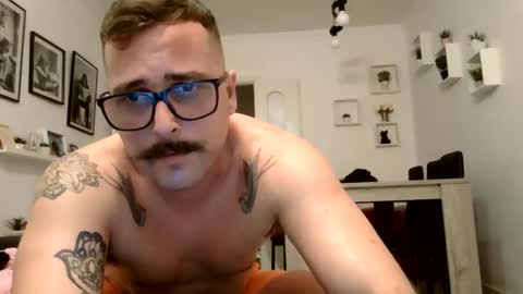 MILO MIAMI online show from June 10, 11:03 pm