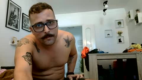 MILO MIAMI online show from June 12, 4:17 pm