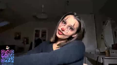 Emily online show from October 27, 2:17 pm