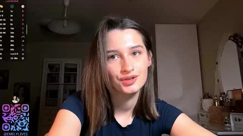 Emily online show from December 22, 2:46 pm