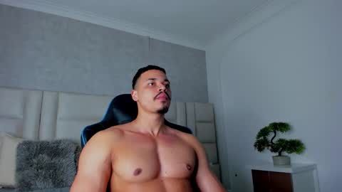 Michael online show from December 17, 3:46 am