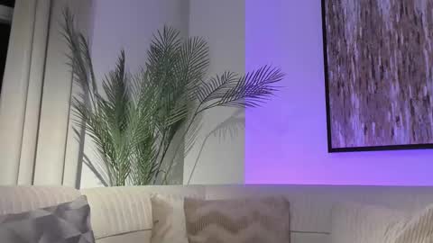 Snapshot of michael_salens chatting on March 8, 10:22 am Michael Salens independent model online show from March 8, 10:22 am