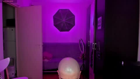 Michael online show from April 21, 2:57 pm