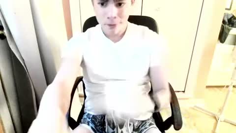 michaeltwinkboy online show from July 15, 11:26 am