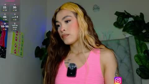 melannie   follow my new page online show from November 6, 1:08 am