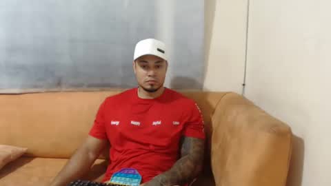 Snapshot of michelle_allen0104 chatting on January 15, 11:10 am michelle_allen0104 online show from January 15, 11:10 am