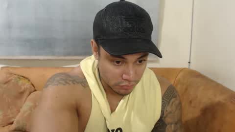 Snapshot of michelle_allen0104 chatting on September 13, 4:15 am michelle_allen0104 online show from September 13, 4:15 am