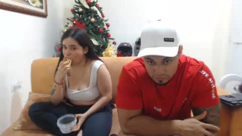 Snapshot of michelle_allen0104 chatting on January 15, 5:15 pm michelle_allen0104 online show from January 15, 5:15 pm