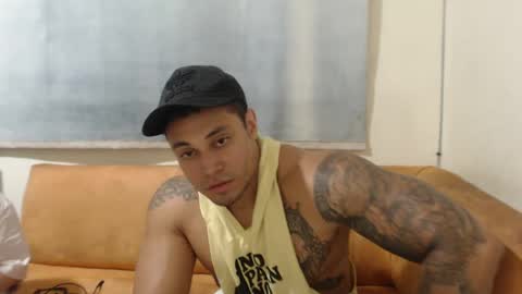 Snapshot of michelle_allen0104 chatting on September 11, 4:25 am michelle_allen0104 online show from September 11, 4:25 am