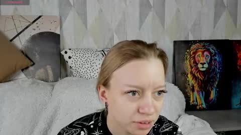 michelle_blond online show from October 8, 9:15 am