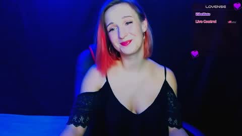 Snapshot of michelleevie chatting on December 6, 1:57 am Agatha online show from December 6, 1:57 am