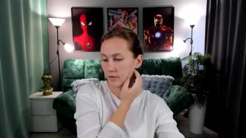 MichelleOrtis online show from November 15, 7:43 am