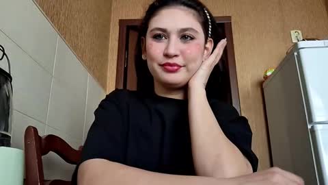 Leila online show from February 28, 10:08 am