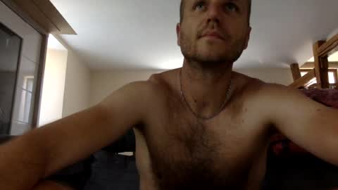 mickylove67 online show from August 8, 9:19 am