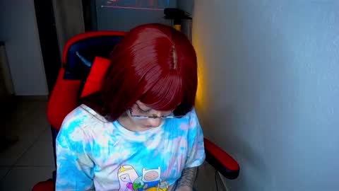 Pola  INDEPENDENT MODEL online show from January 30, 9:04 pm