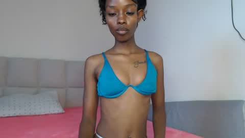 midnightzuriel online show from July 4, 11:36 am