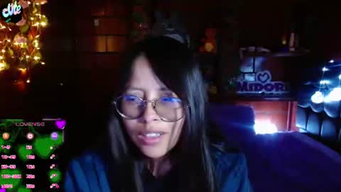 Midori 7u7 online show from June 11, 12:32 am